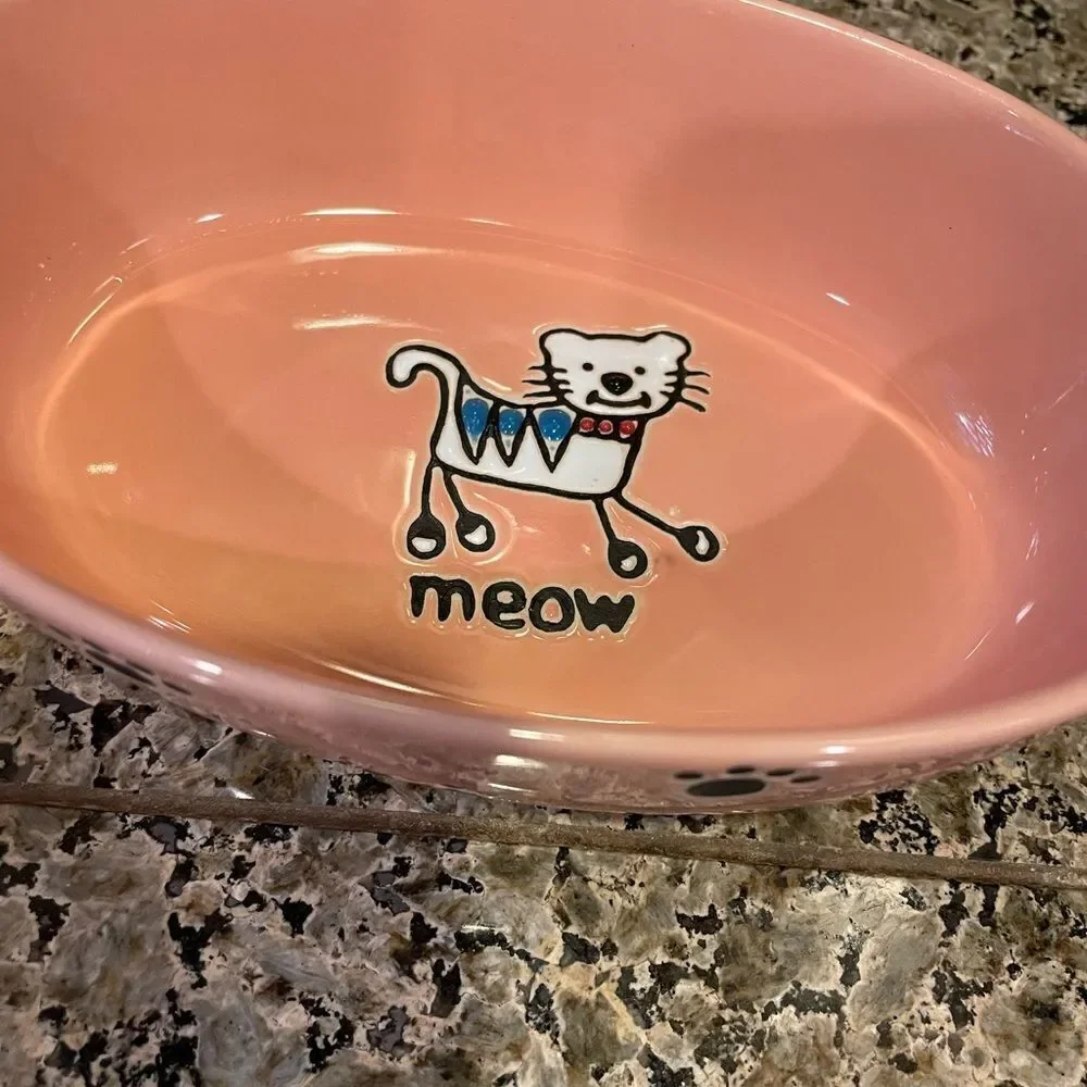 Pet Rageous Adorable Peach Ceramic Cat Bowls set of 2